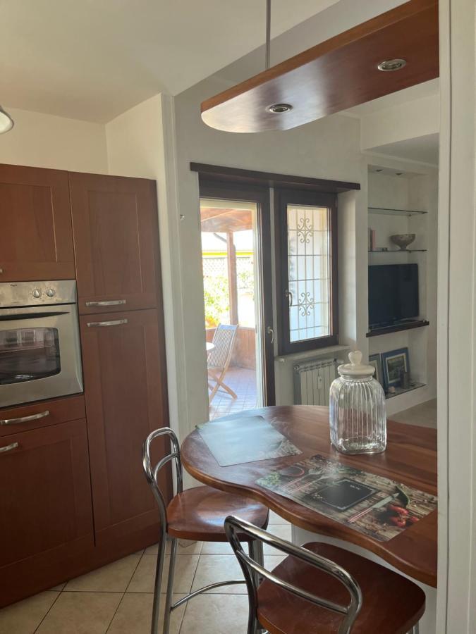 Attico Con Terrazza In Via Dei Traghetti Lägenhet Lido di Ostia Exteriör bild