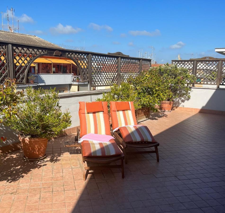 Attico Con Terrazza In Via Dei Traghetti Lägenhet Lido di Ostia Exteriör bild